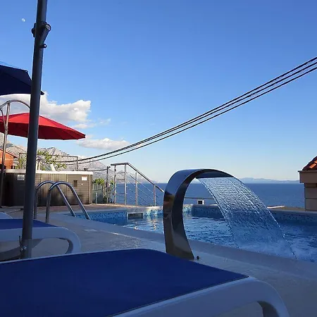 アパート Dusanka ピサック