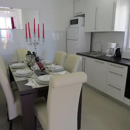 Dusanka アパート *