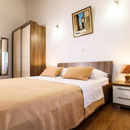 Dusanka Apartment